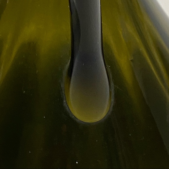 VINTAGE Green Blown Glass Double Handle Mid Century Vase - Picture 17 of 17